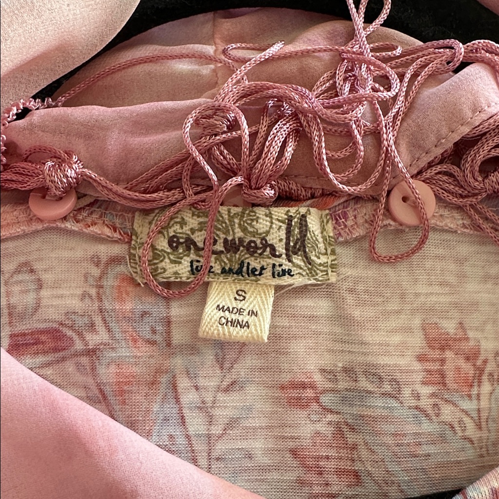 One World Pink Paisley Removable Fringe Scarf. — image 4 of 8